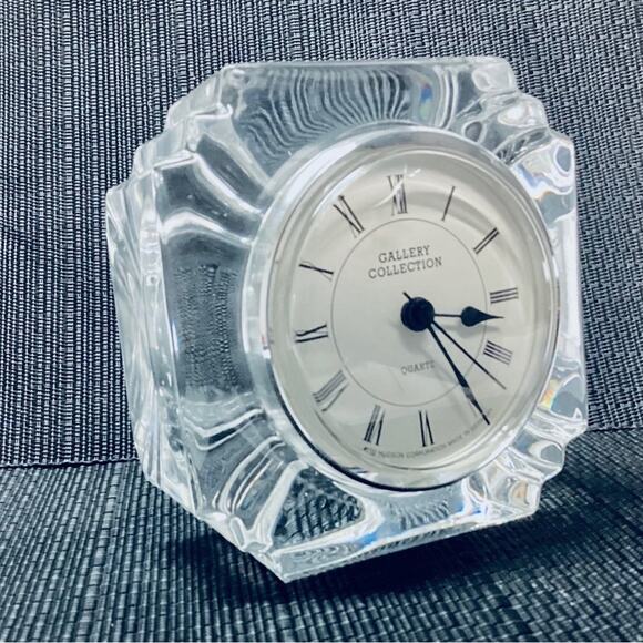 Gallery Collection Crystal Clock - Picture 5 of 7
